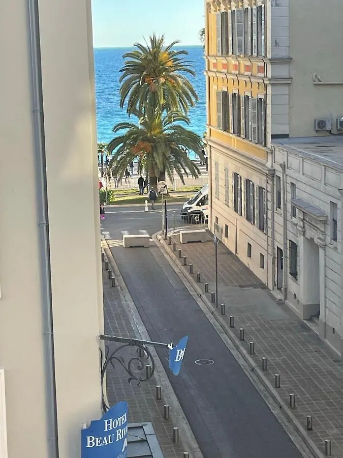 High-End Apartment, Hyper Center, Near The Beaches location